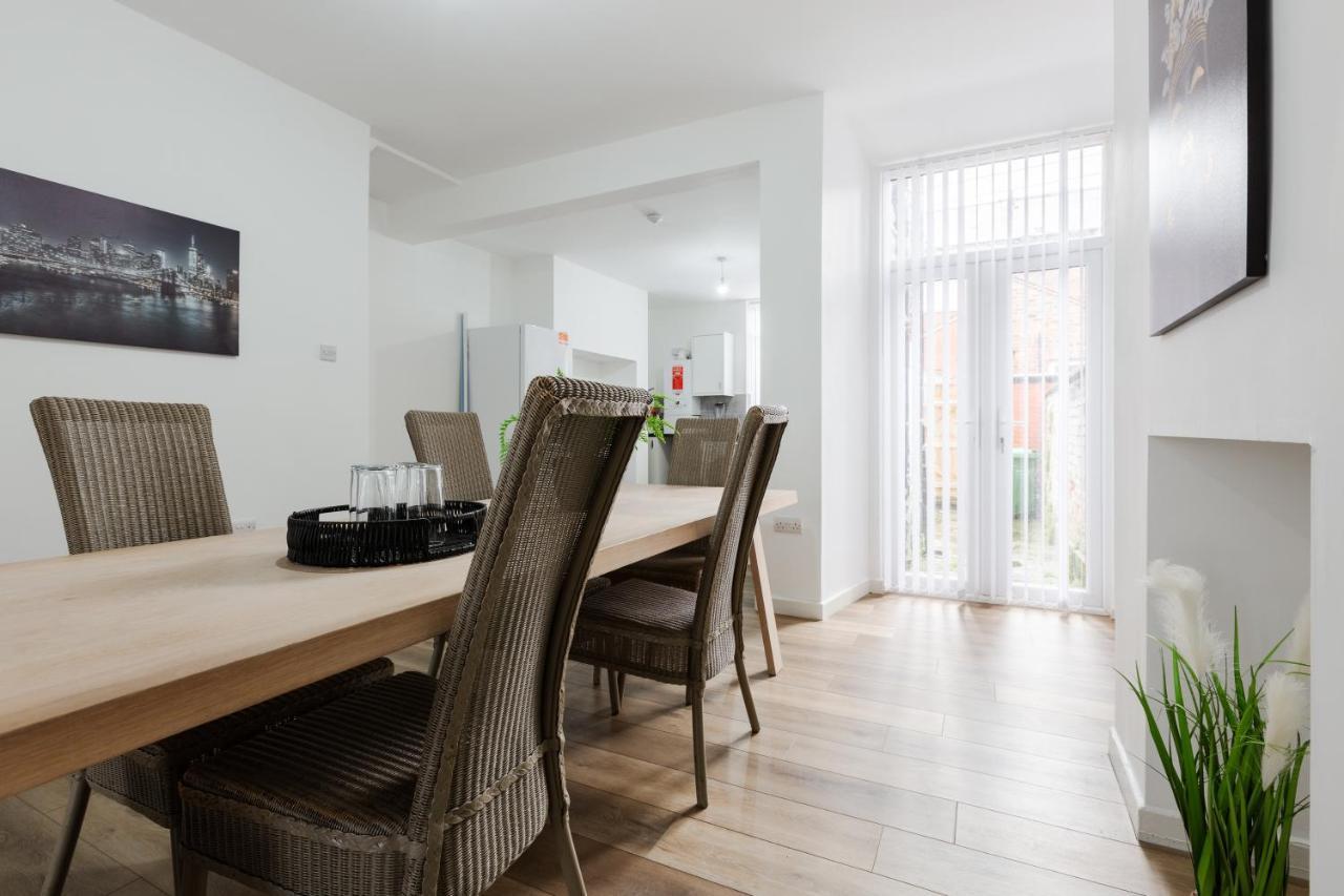 Clayton House - Spacious Home Near Etihad Stadium Manchester Exterior foto